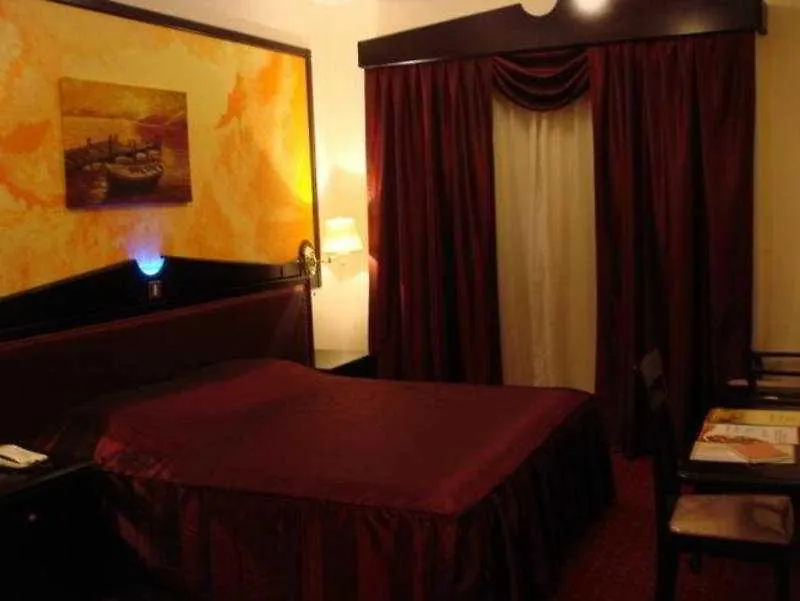 Gulf Pearl Hotel Dubai 2*,  United Arab Emirates